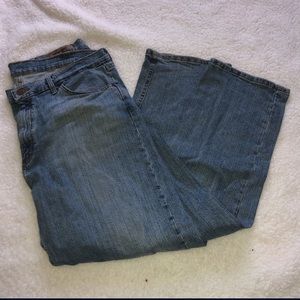 Men’s 38x30 Wrangler Jeans 👖